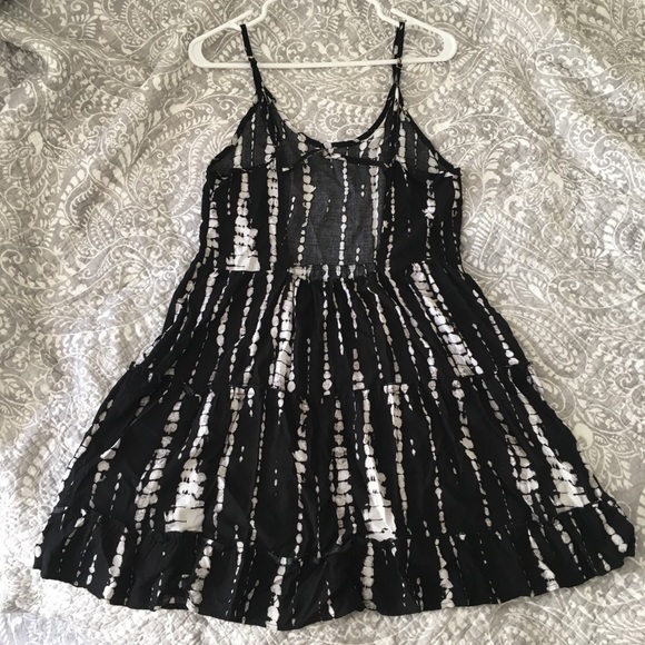 Black Patterned Sundress - Picture 6 of 7